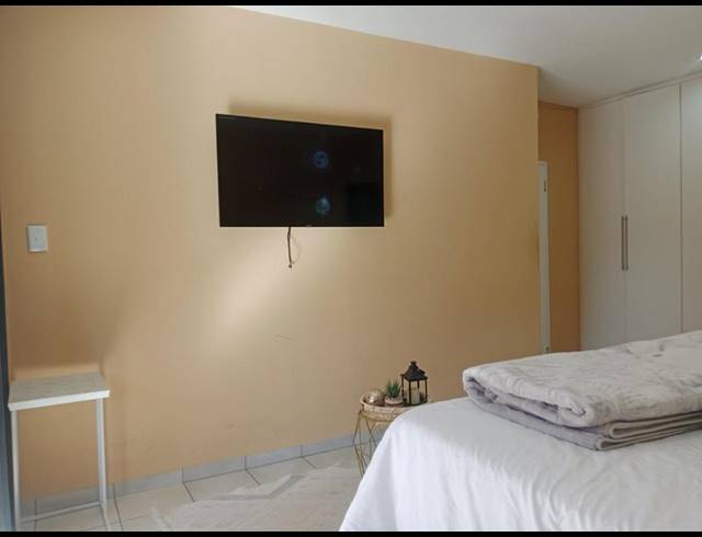 3 BEDROOM PROPERTY TO RENT IN CAVERSHAM GLEN